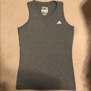 🤍 Adidas Workout Tank